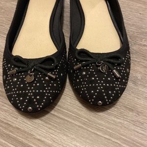 Simply Vera Vera Wang flats